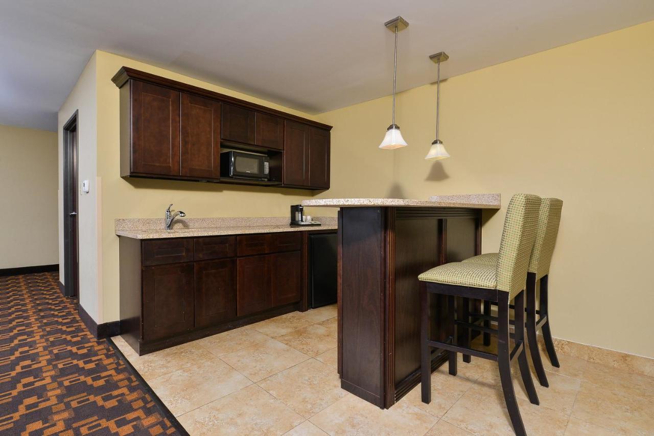 فندق هوليداي إن ماونت بروسبكت شيكاجو Mount Prospect المظهر الخارجي الصورة